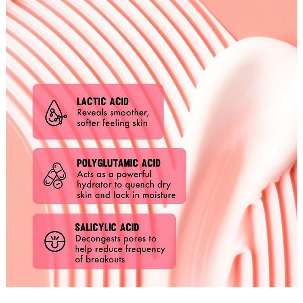 Isle of Paradise Body Confidently Clear Body Moisturizer - Picture 2 of 3